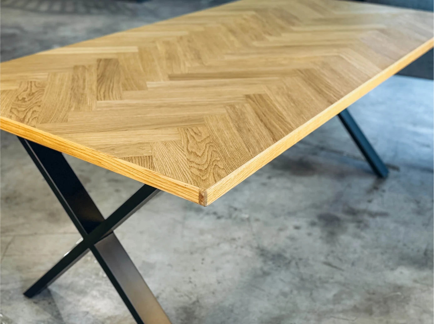 Hellin Honeycomb Tisch - Stilvolle rechteckige Möbel