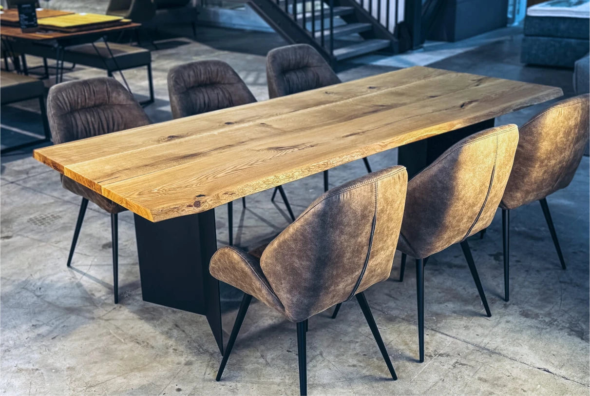 Burriana Edge Table – Moderner minimalistischer Esstisch