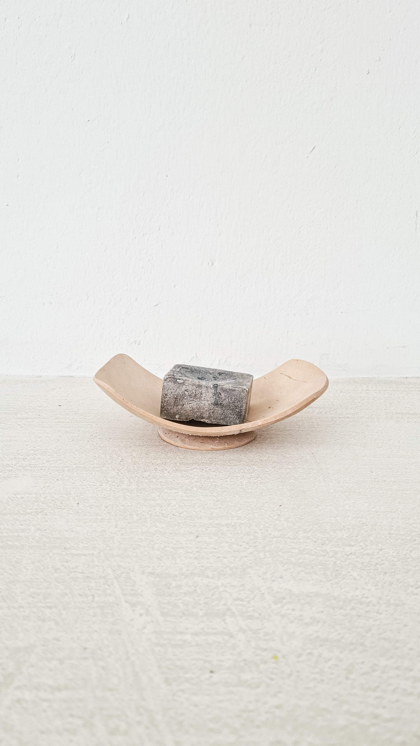 Alhambra Eleganter Schalenständer - Längliche Seifenschale