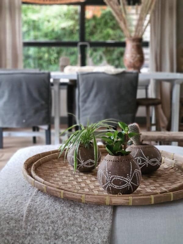 Alcoy Brown Dekorative Kugel - Kugelförmiges Dekorationsobjekt