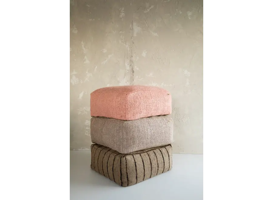 Montserrat Baumwoll-Pouffe – Handgefärbter Baumwoll-Pouffe