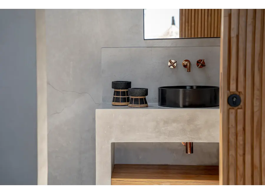 Sants Kerzenhalter - Strukturierte Terrakotta-Kerzenhalter