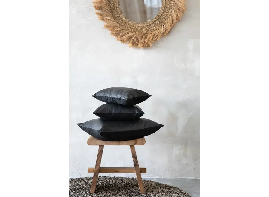 Calpe Chic Kissen - Schwarzer Lederakzent
