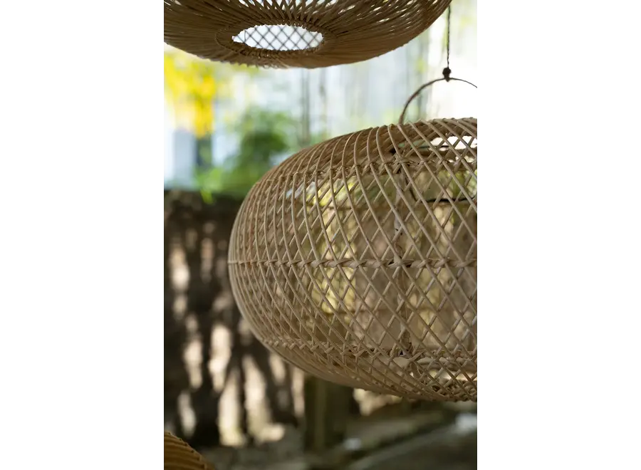 Aranjuez Rattan Radiance Pendelleuchte - Rattan Kugelleuchte