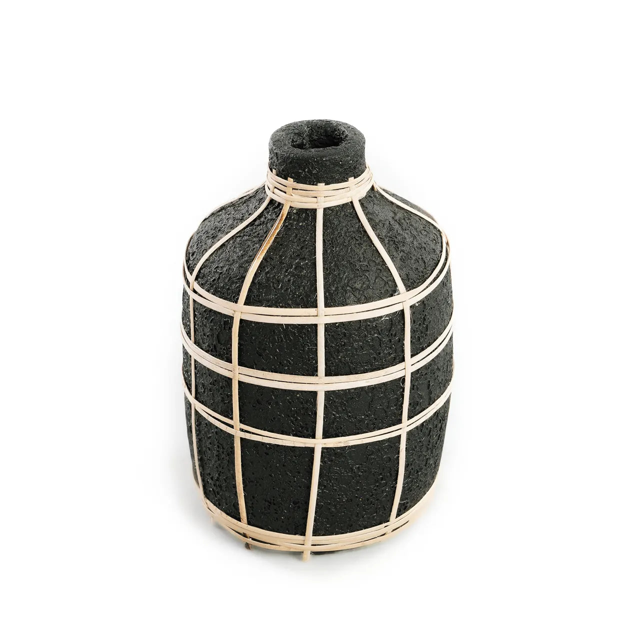 Cieza Vase – geschwungener Blumenstraußhalter aus Rattan
La Gomera Vase - Küsten-Rattanvase mit Details