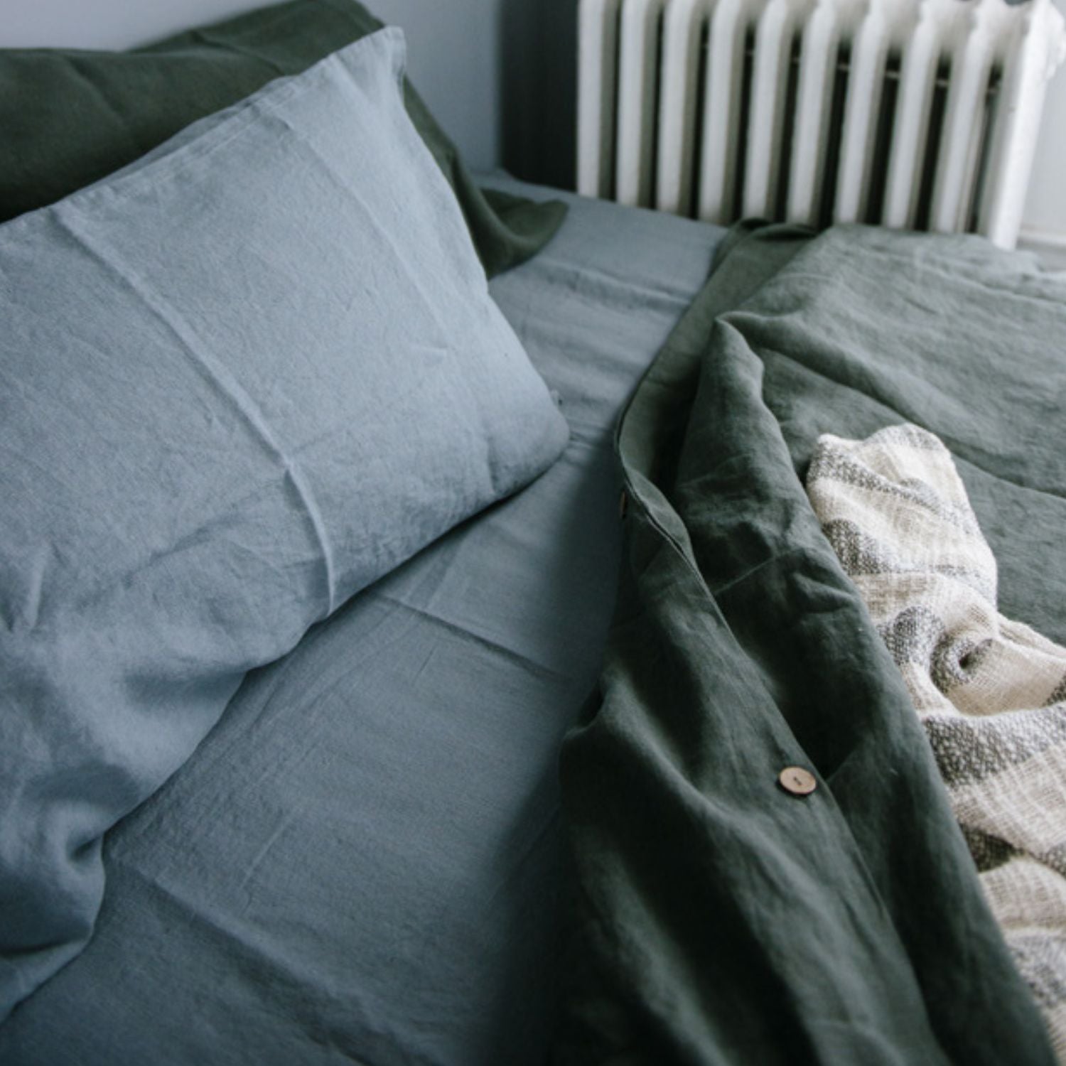 Mostoles Meadow Linen Dream - Atmungsaktives Spannbettlaken aus luxuriösem Leinen