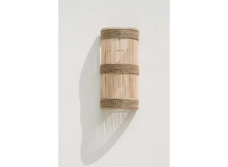 Cazorla Seagrass Glow - Rattan-Wandlampe