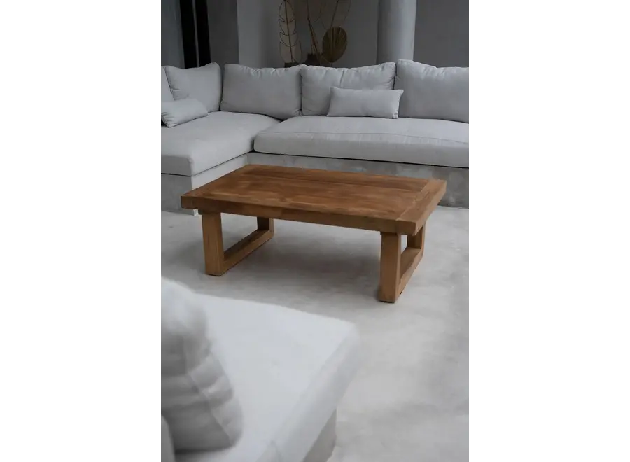 Aranjuez Couchtisch - wiederverwertetes Teakholz